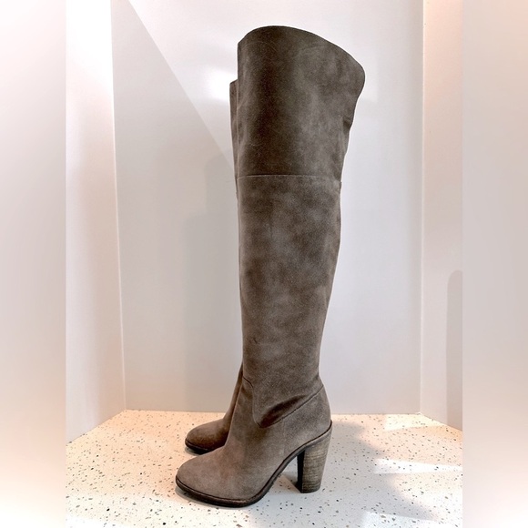 Vince Camuto‎ ‘Melaya’ Over the Knee Suede Boots - Picture 5 of 12